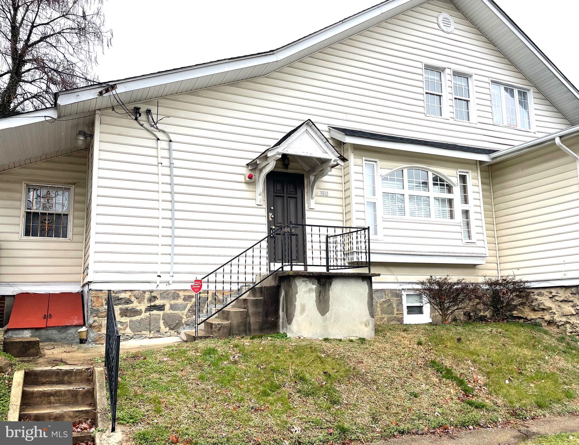 WINDSOR HILLS - Residential Lease