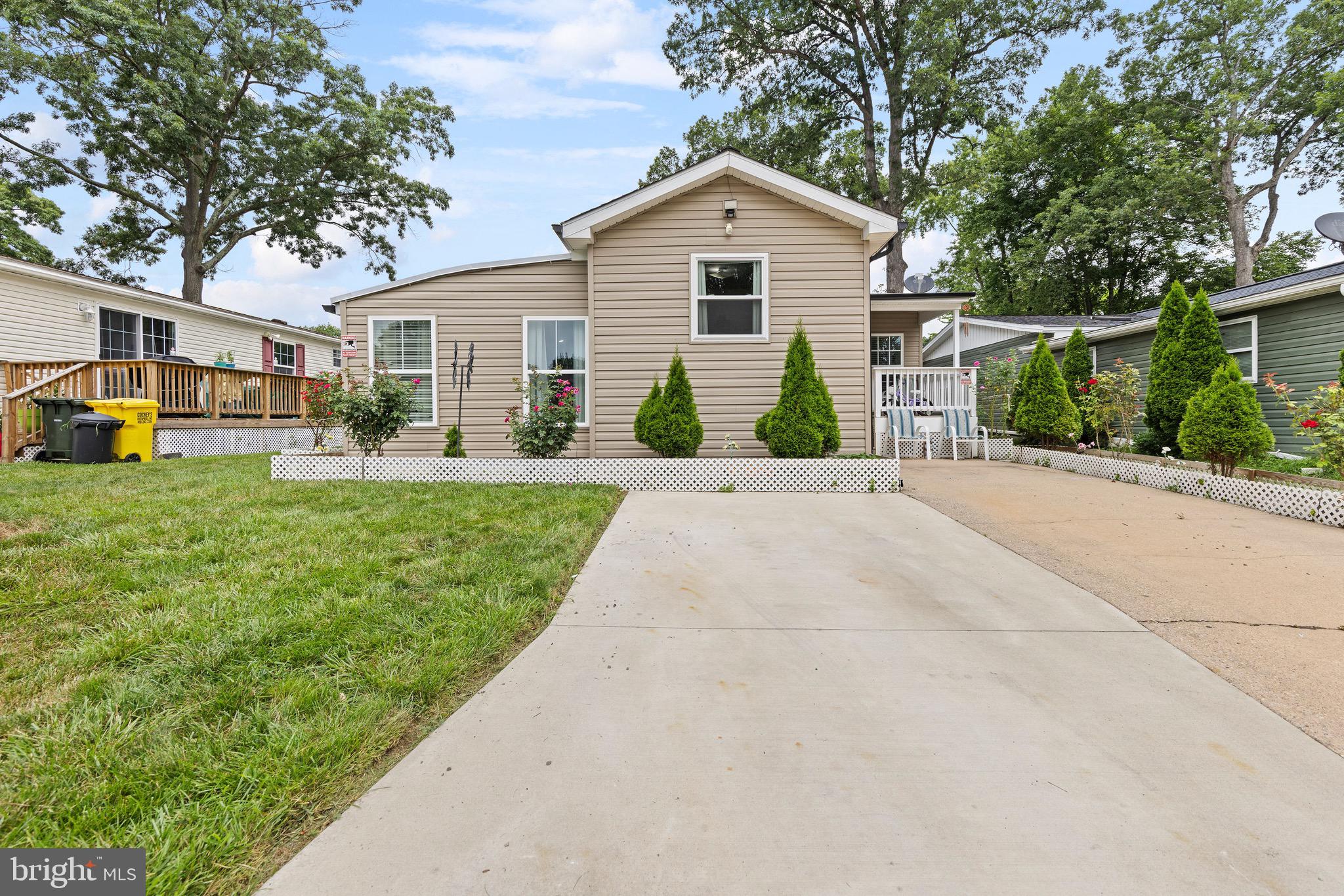 BOWLEYS QUARTERS - Residential