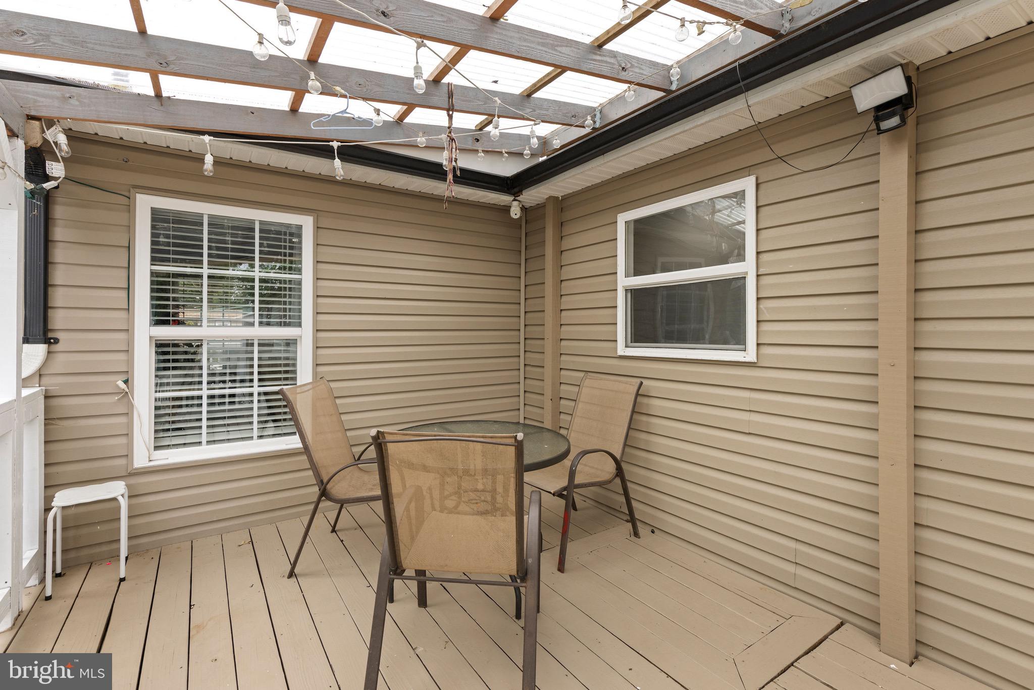 BOWLEYS QUARTERS - Residential