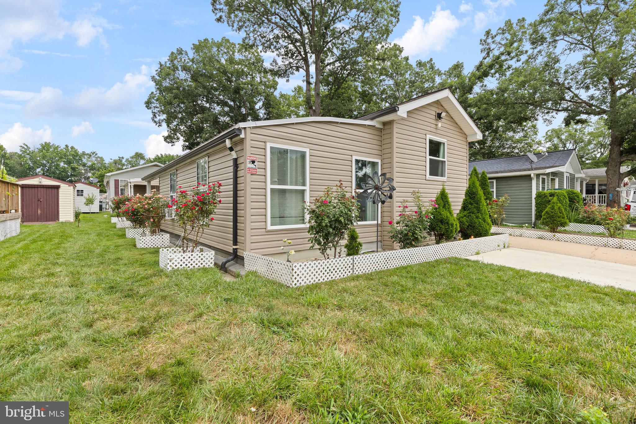 BOWLEYS QUARTERS - Residential