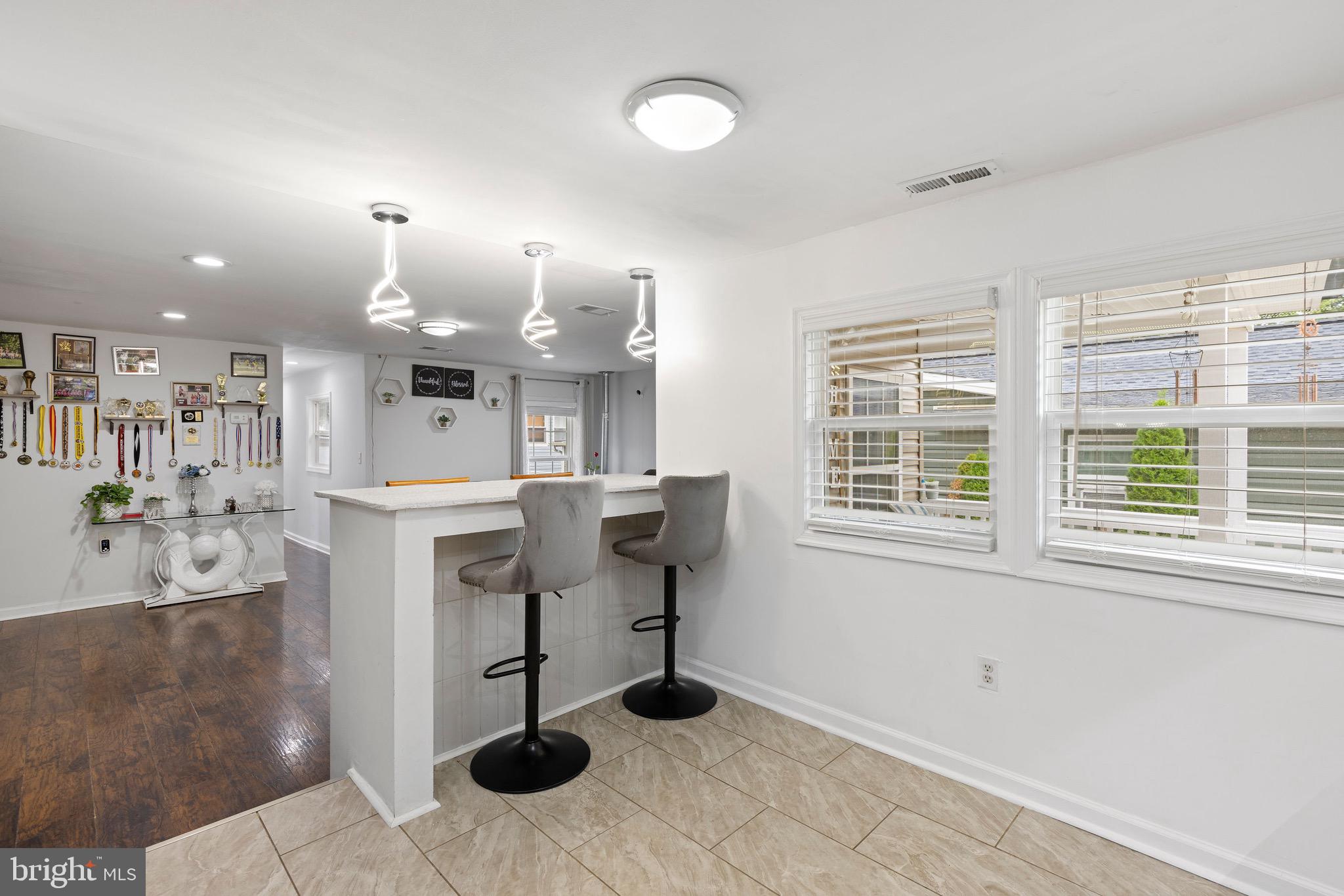 BOWLEYS QUARTERS - Residential