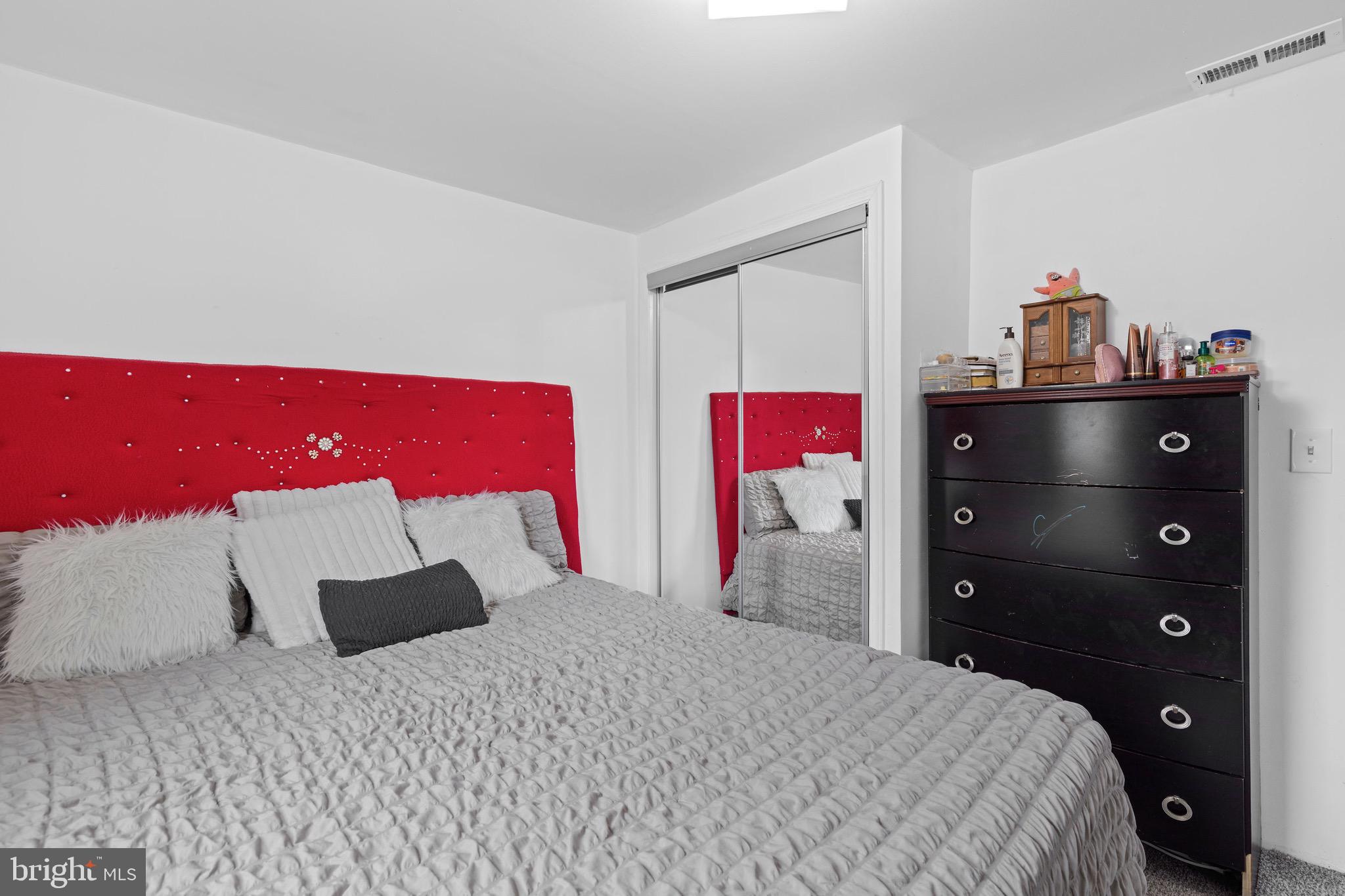 BOWLEYS QUARTERS - Residential