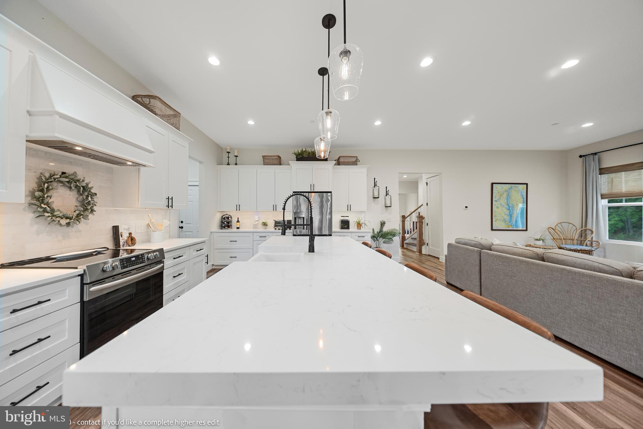 201 ACKERMAN DRIVE