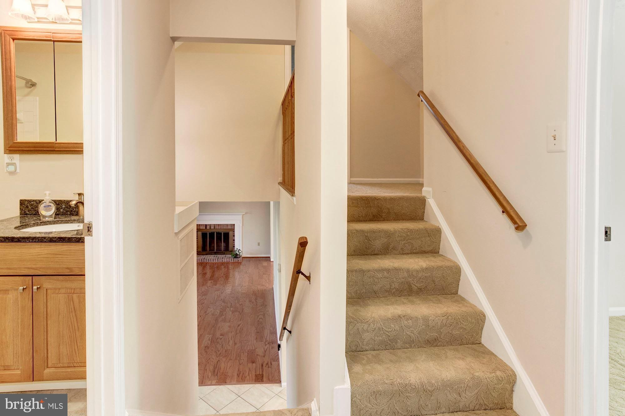 LAKEWOOD HILLS - Residential