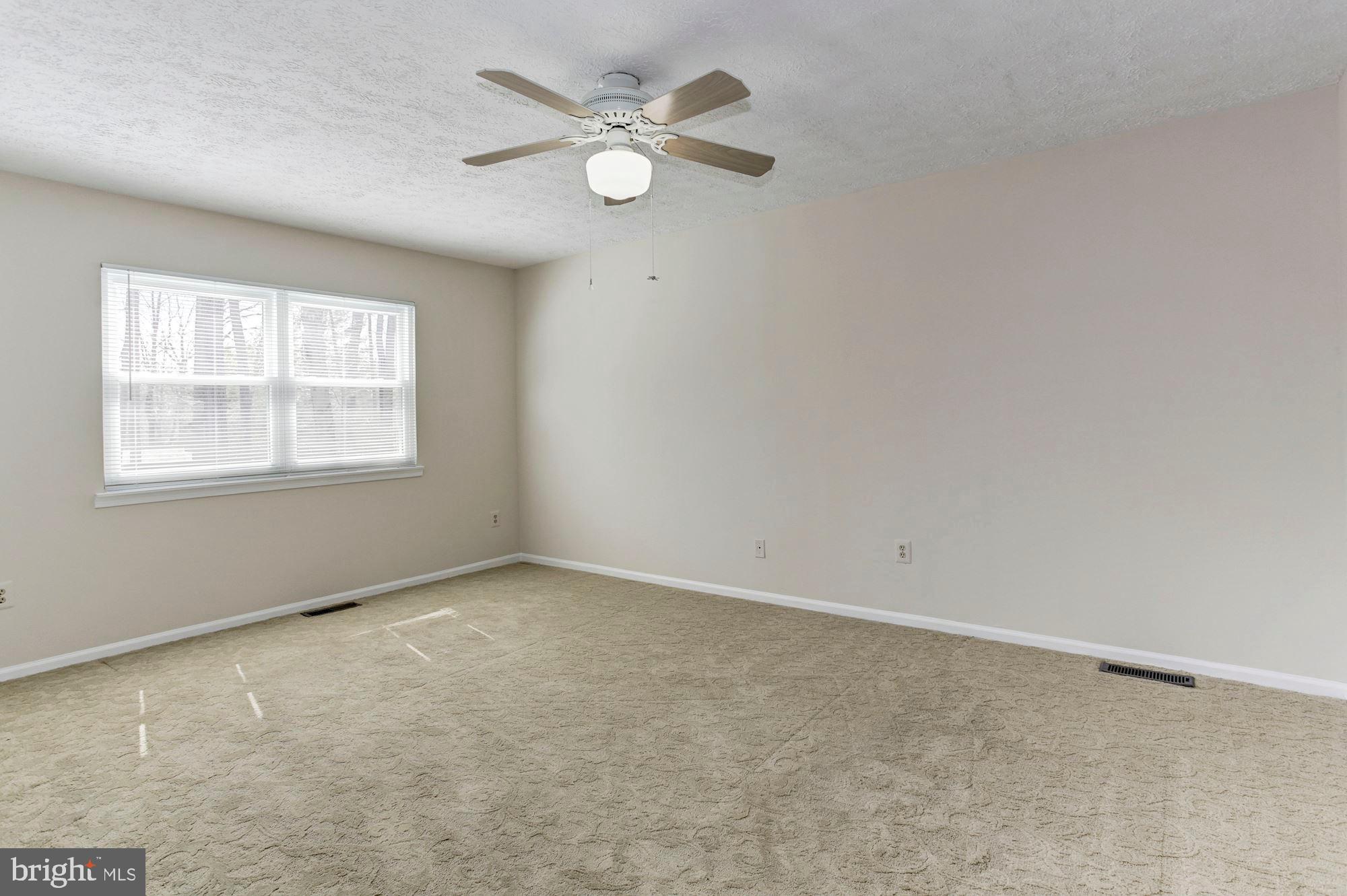 LAKEWOOD HILLS - Residential