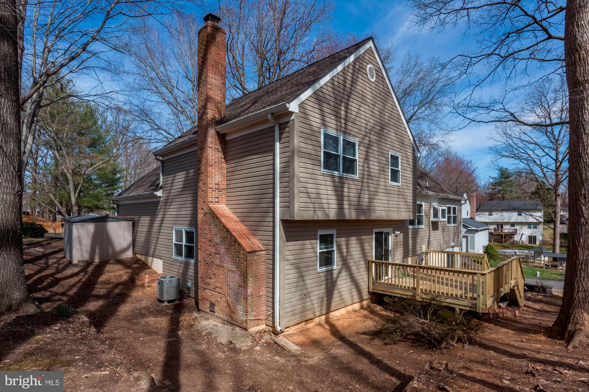 LAKEWOOD HILLS - Residential