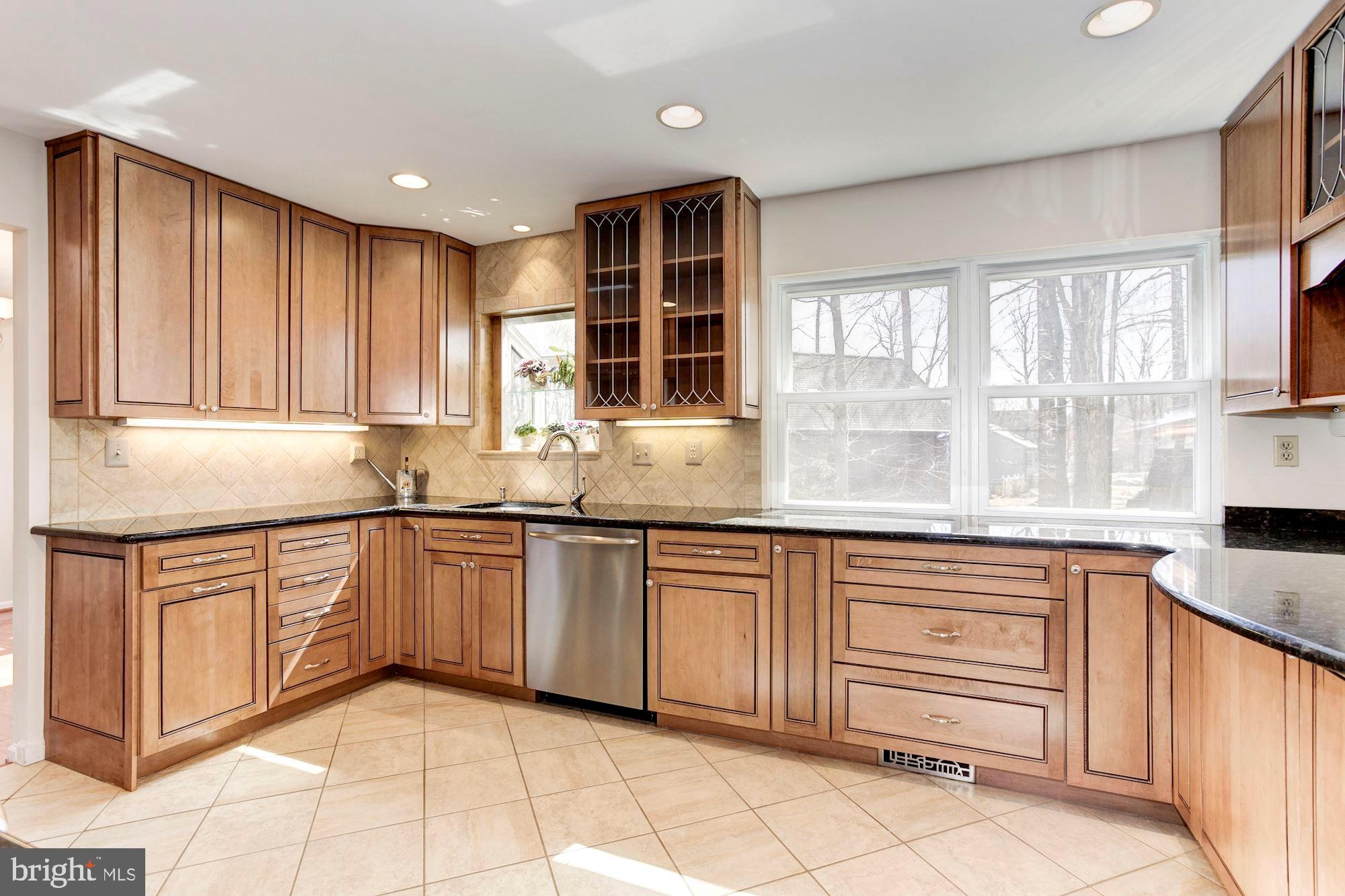 LAKEWOOD HILLS - Residential