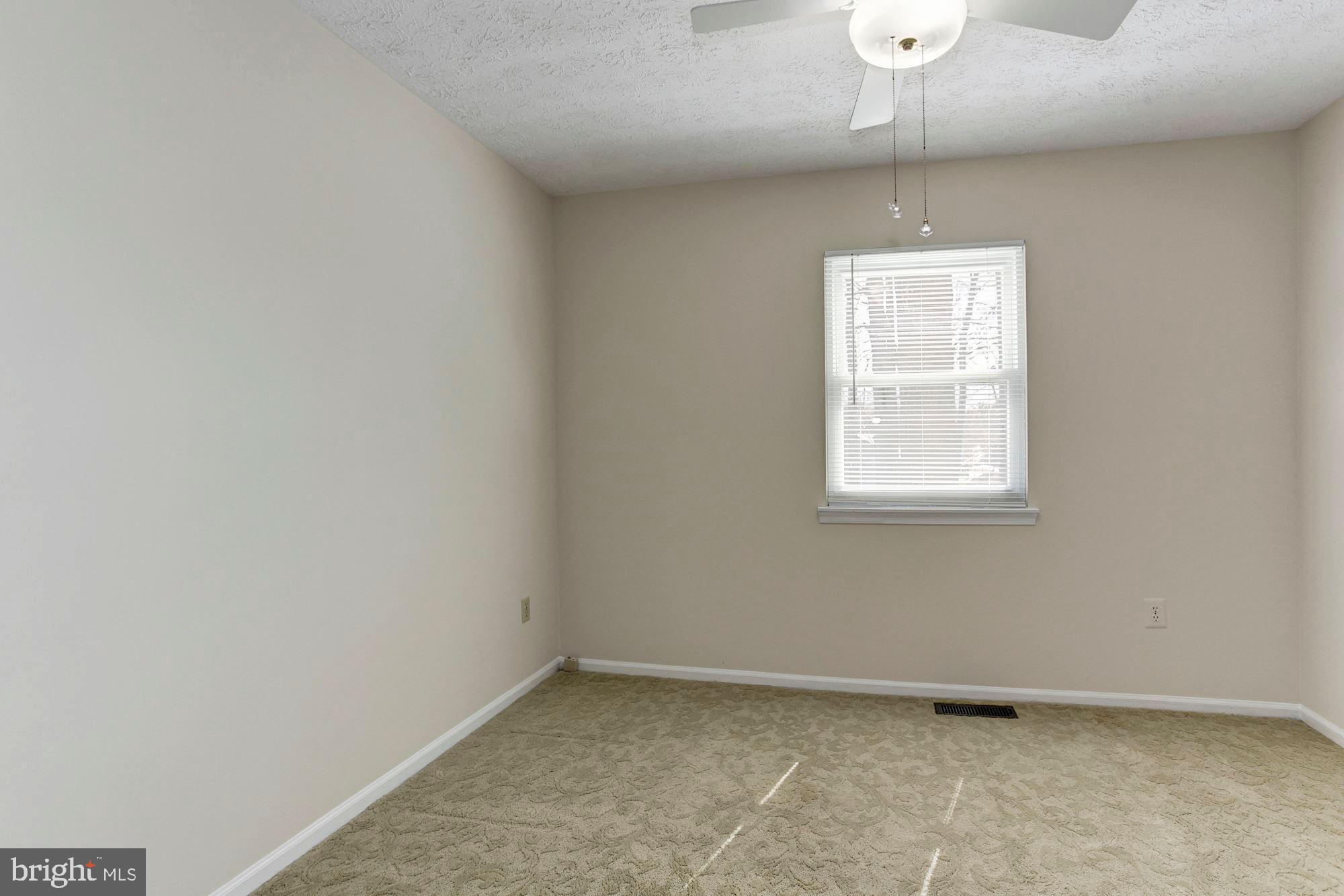 LAKEWOOD HILLS - Residential