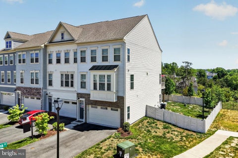 Townhouse For Sale - 167 Whitson Woods Place<br/> STAFFORD, VA 22554