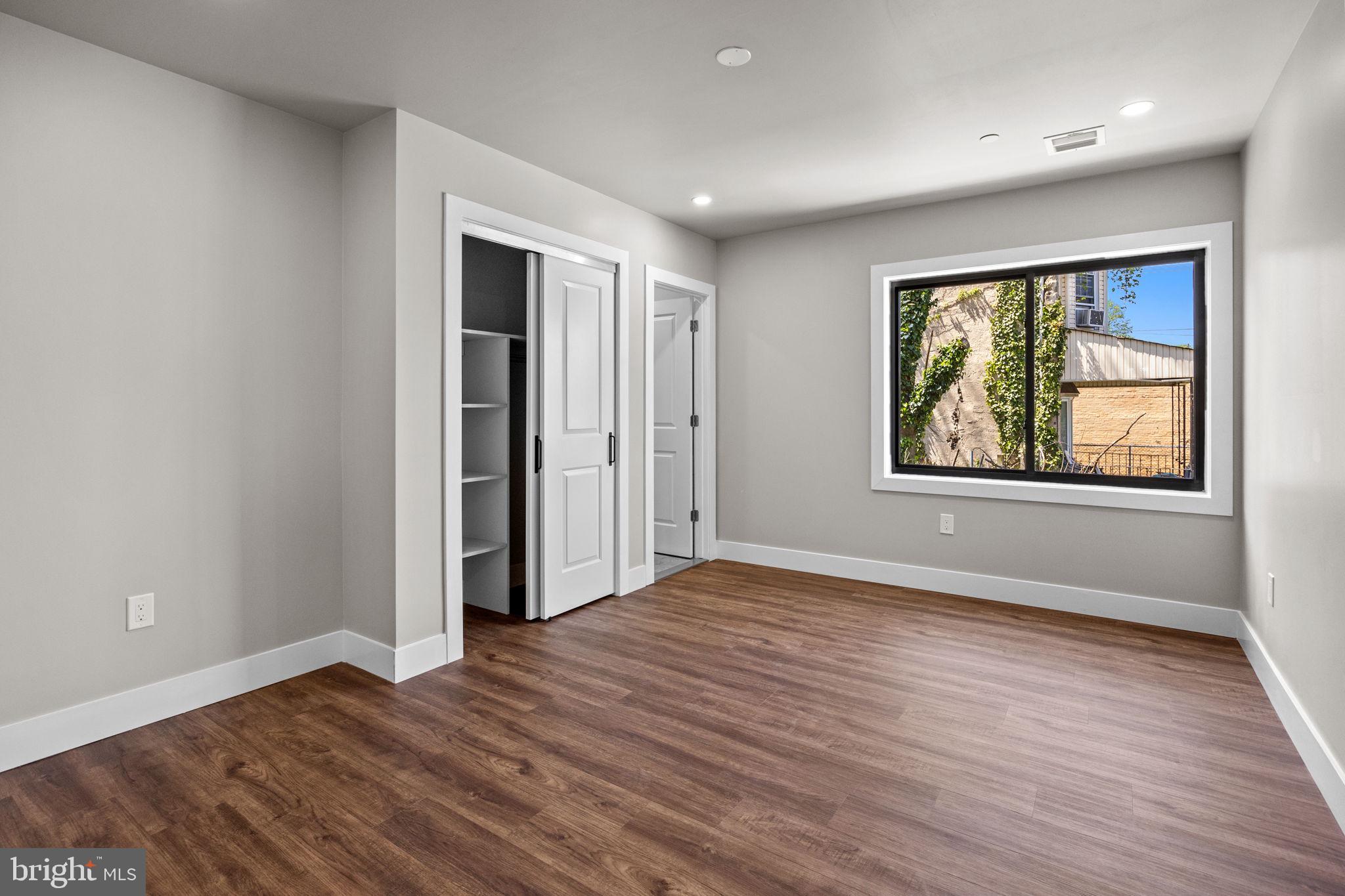 GERMANTOWN (EAST) - Residential Lease