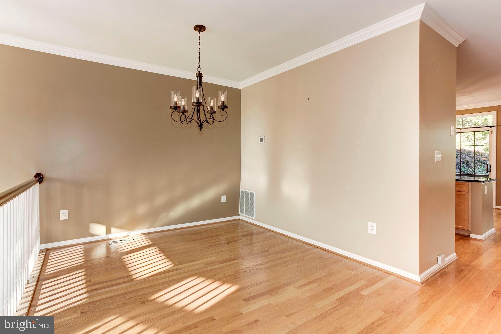 GOVERNORS GROVE - Residential Lease