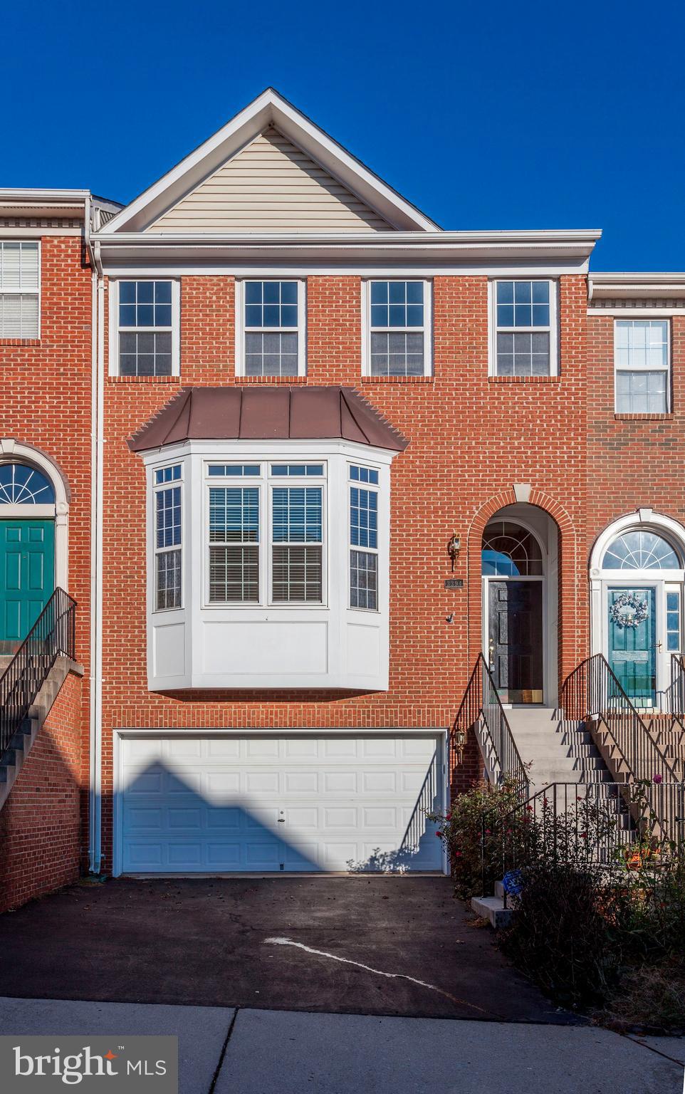 GOVERNORS GROVE - Residential Lease