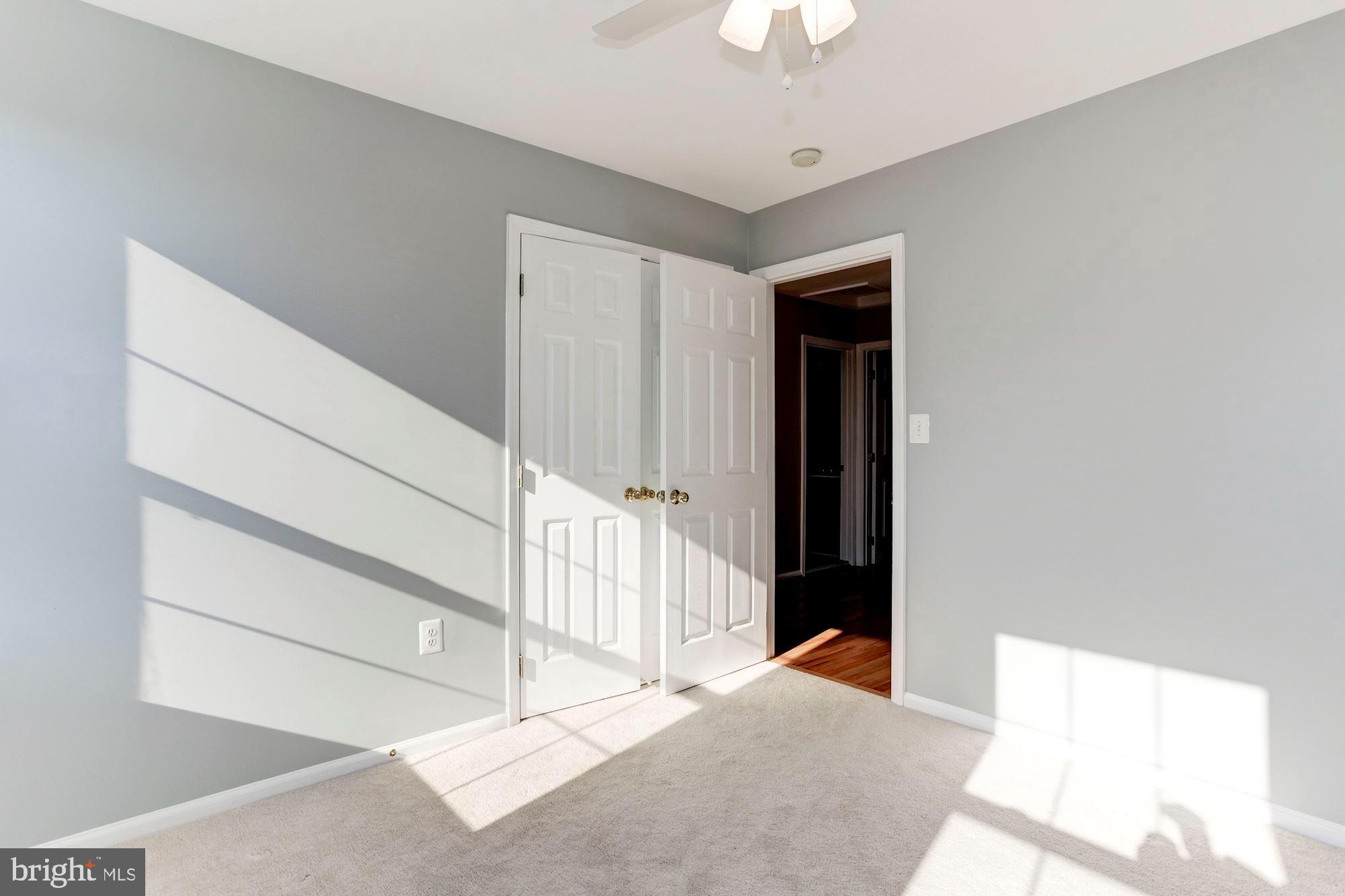 GOVERNORS GROVE - Residential Lease