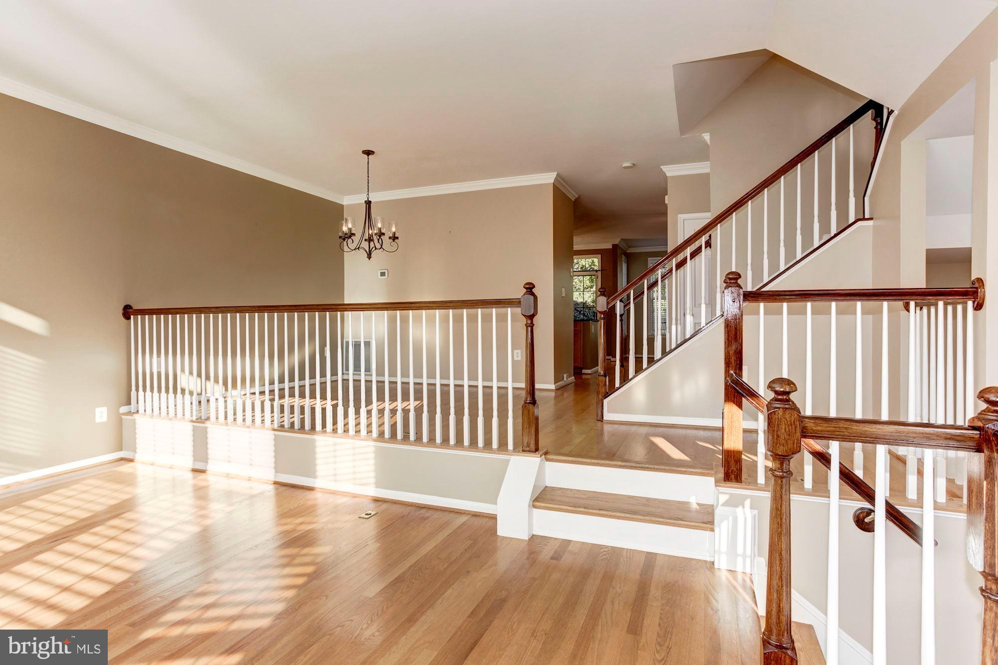 GOVERNORS GROVE - Residential Lease