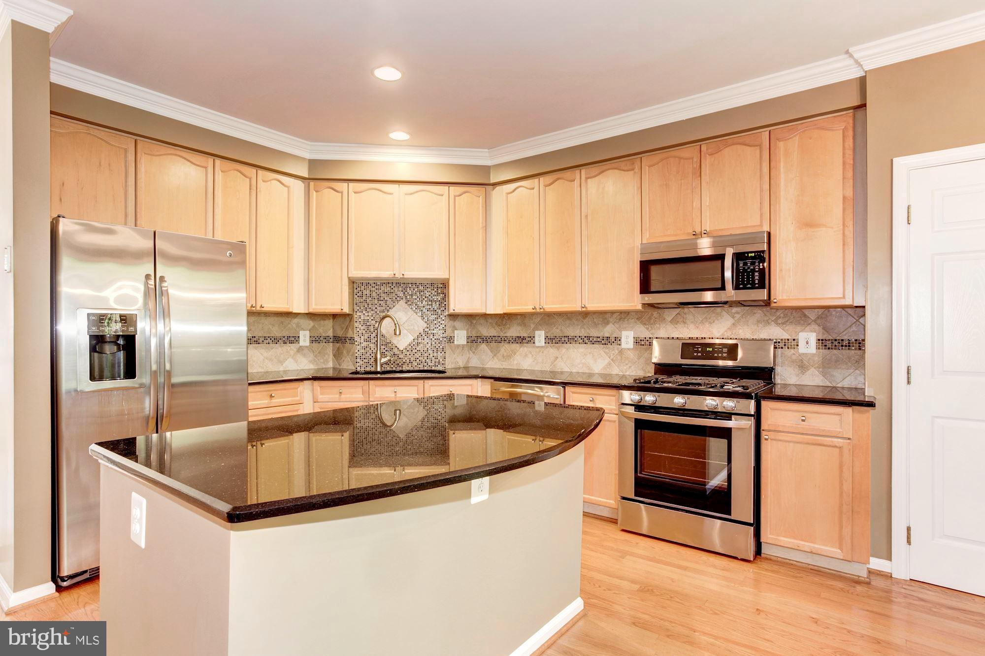 GOVERNORS GROVE - Residential Lease