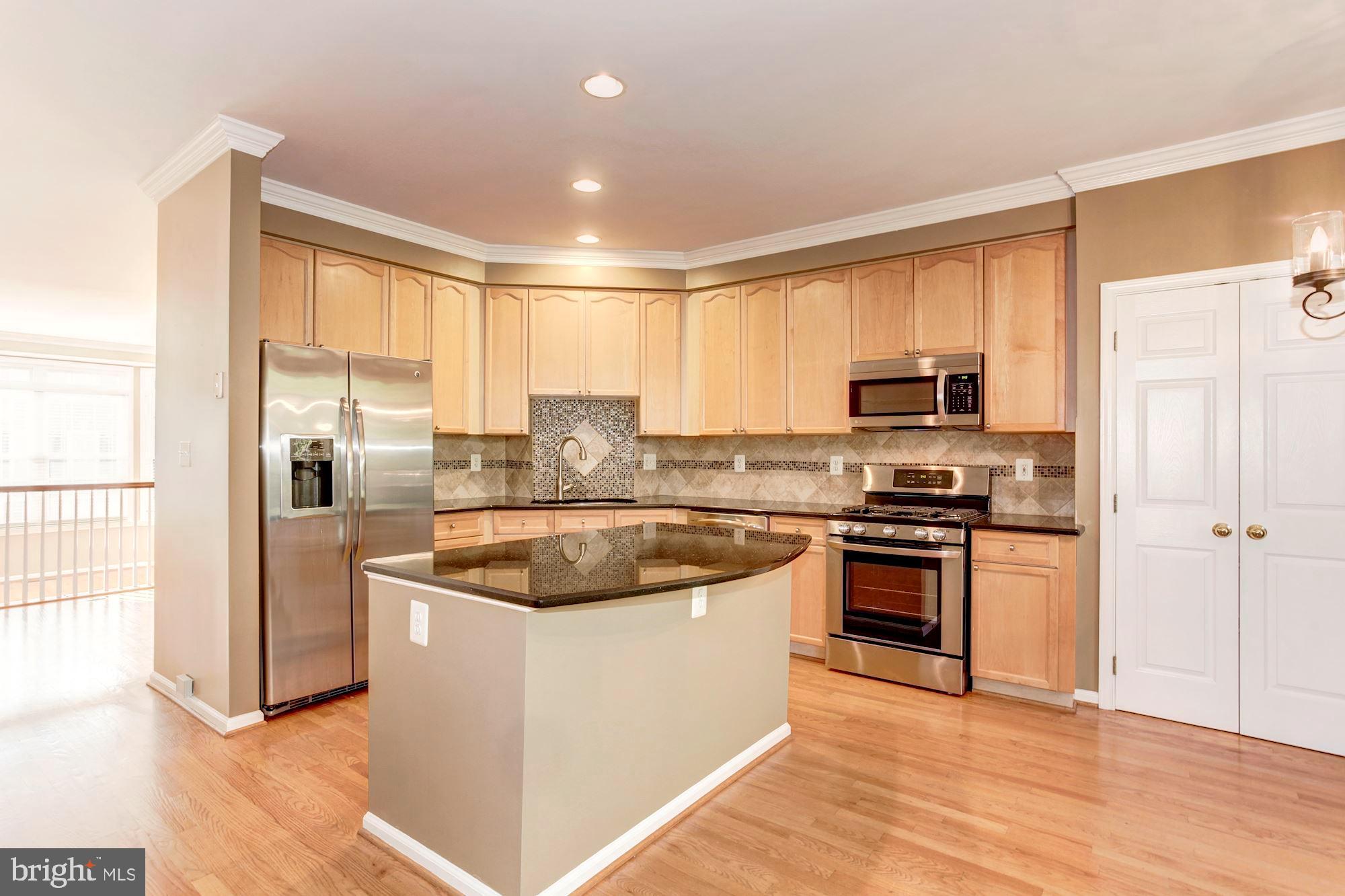 GOVERNORS GROVE - Residential Lease