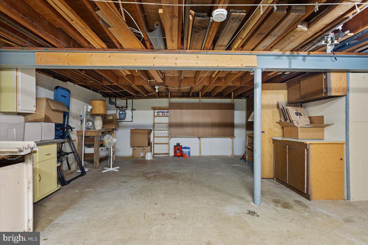 MOUNT HEBRON - Residential