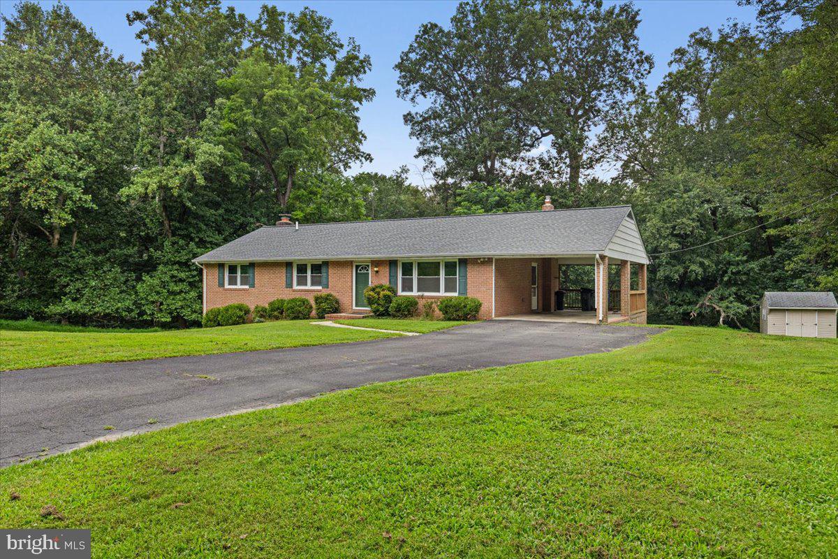 MOUNT HEBRON - Residential