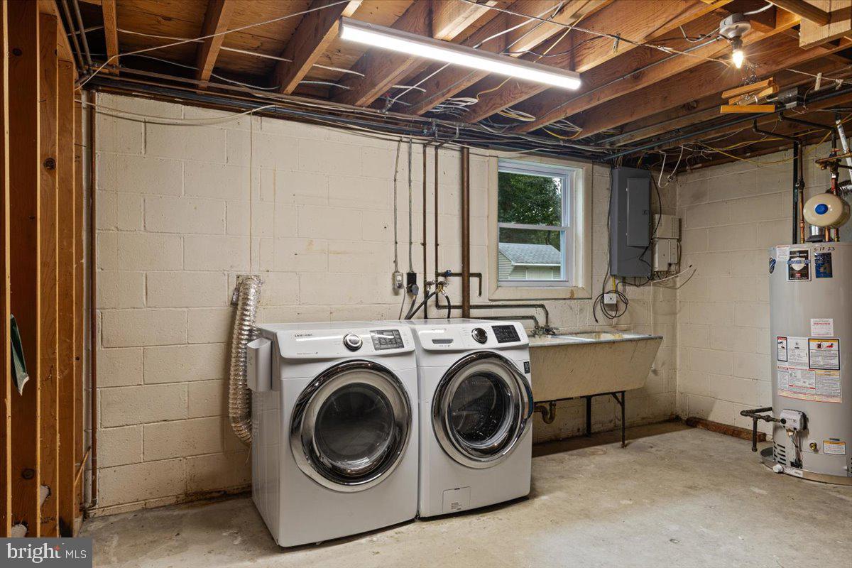 MOUNT HEBRON - Residential