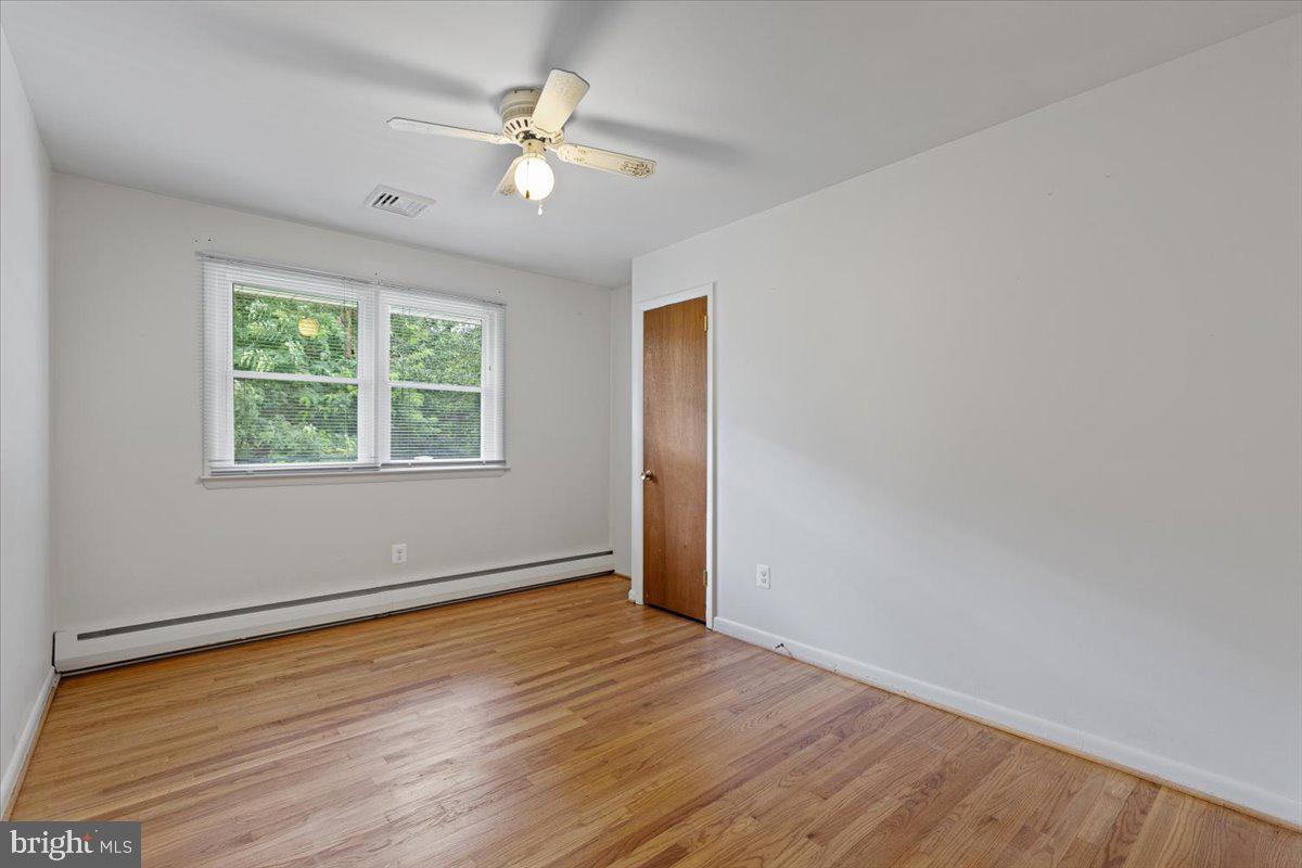 MOUNT HEBRON - Residential