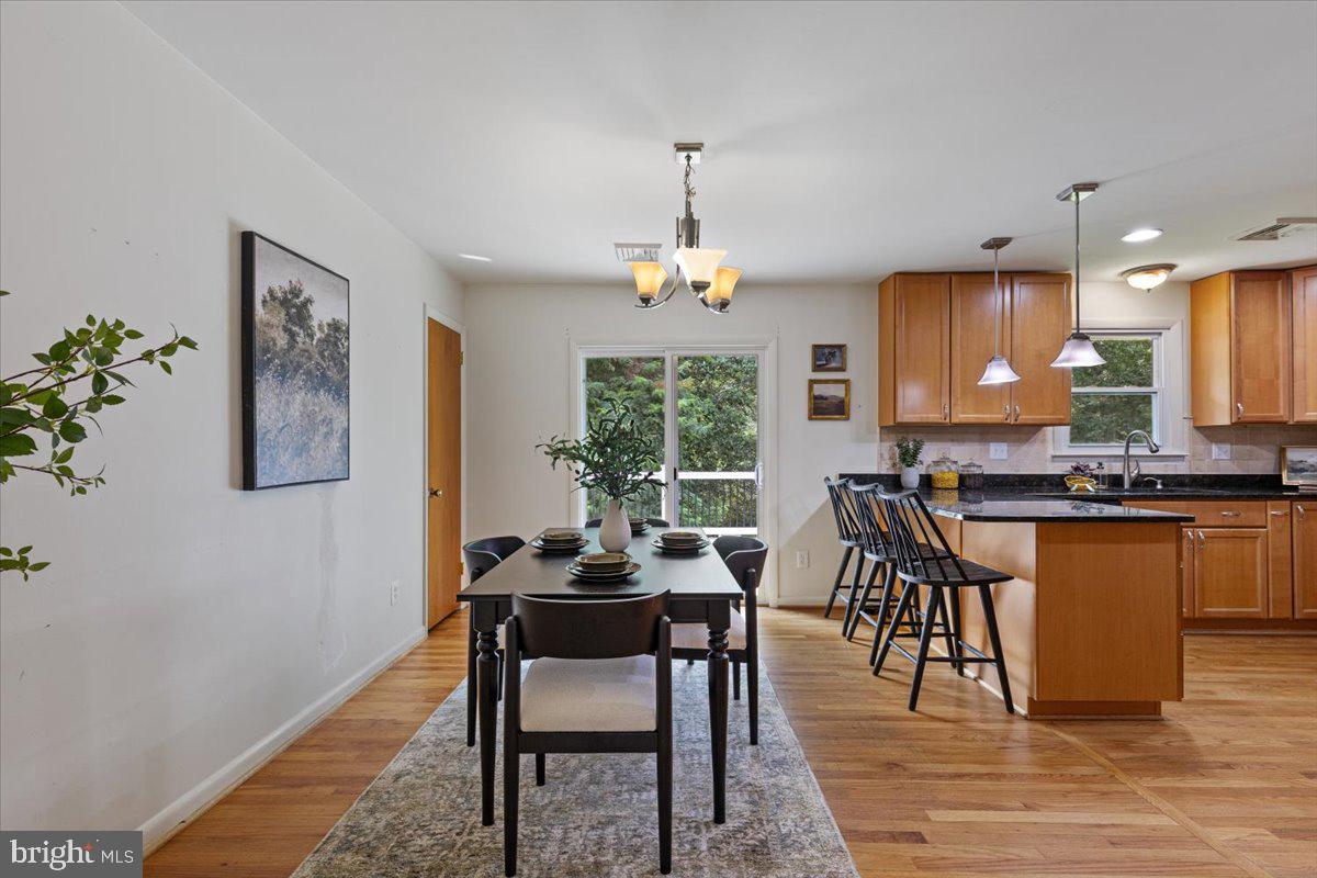 MOUNT HEBRON - Residential