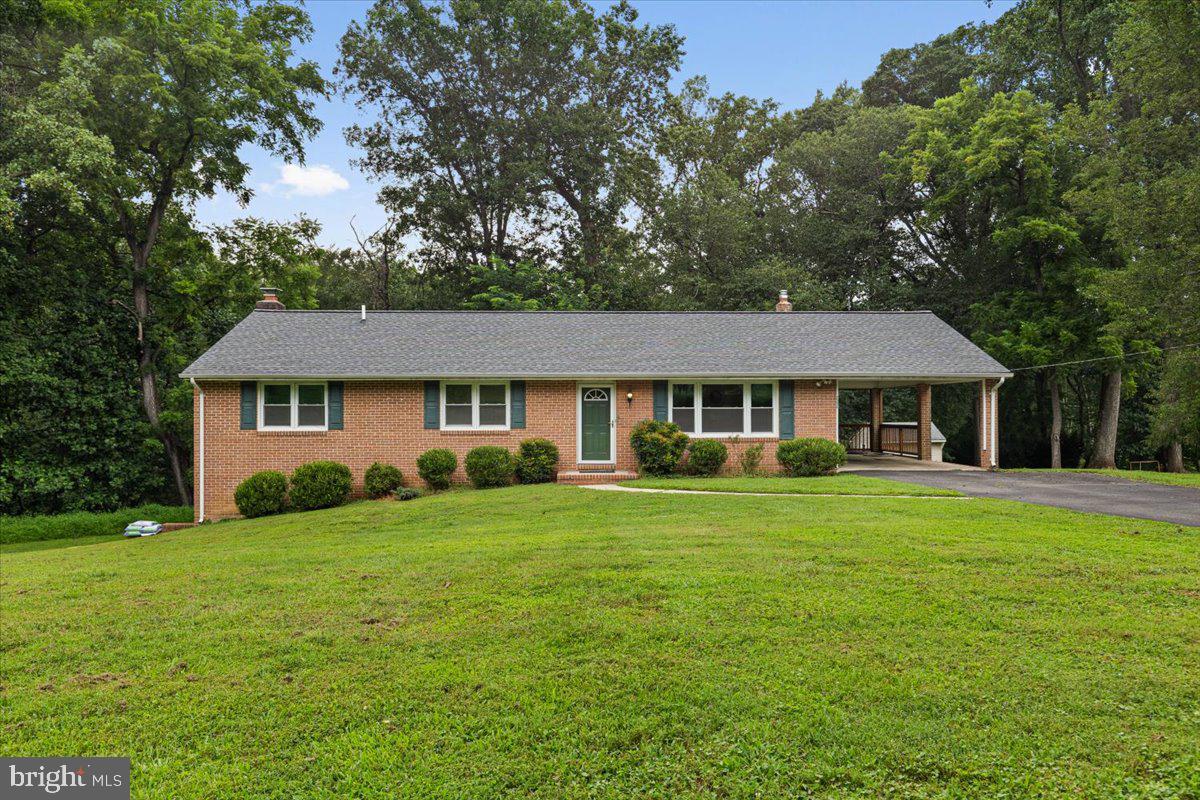 MOUNT HEBRON - Residential