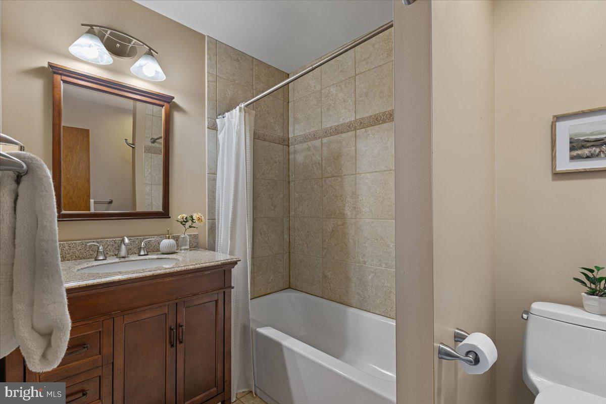 MOUNT HEBRON - Residential