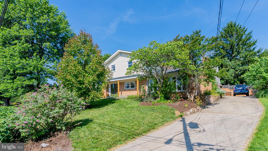 451 MYERS AVENUE