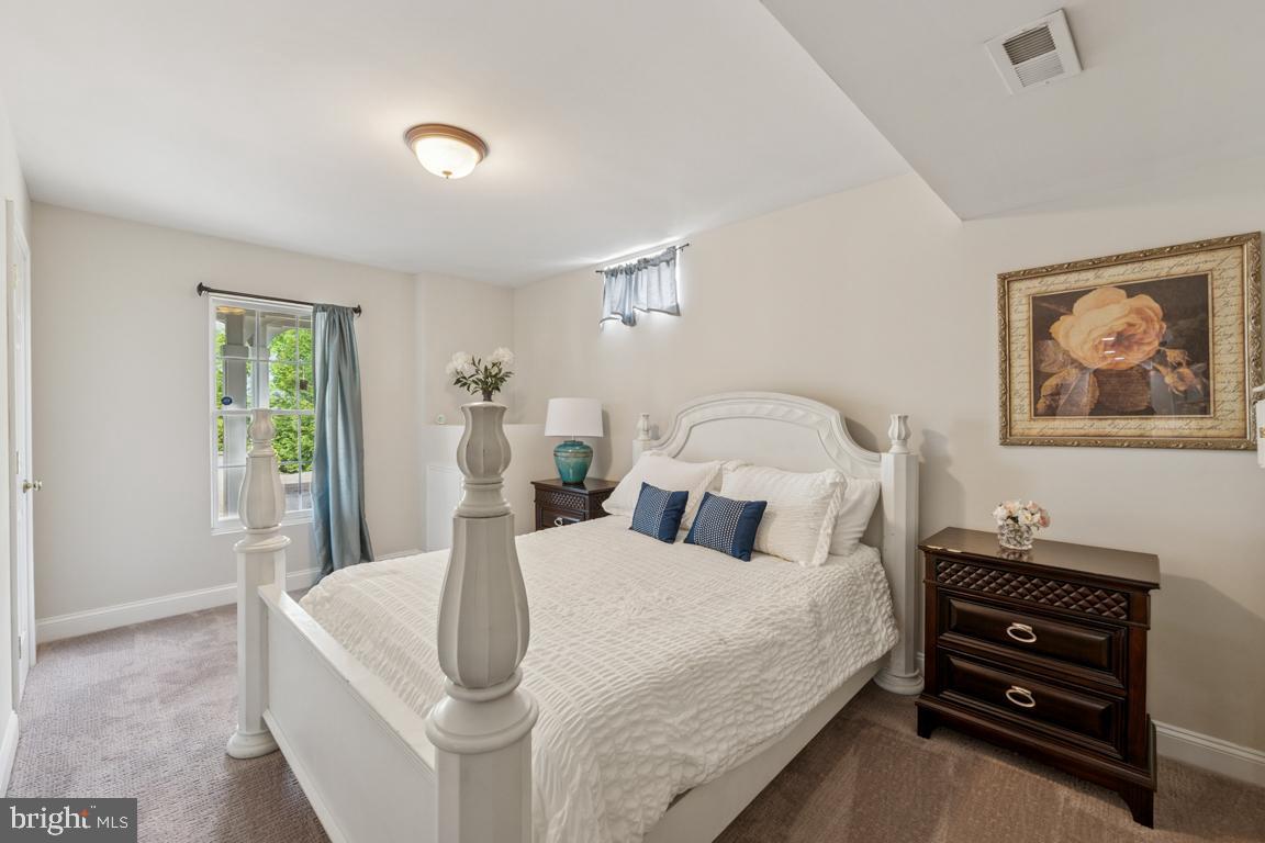 BELMONT COUNTRY CLUB - Residential