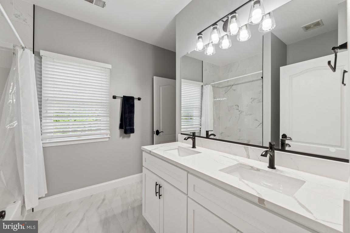 BELMONT COUNTRY CLUB - Residential