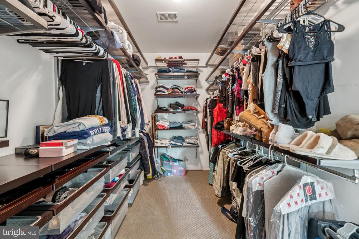 BELMONT COUNTRY CLUB - Residential