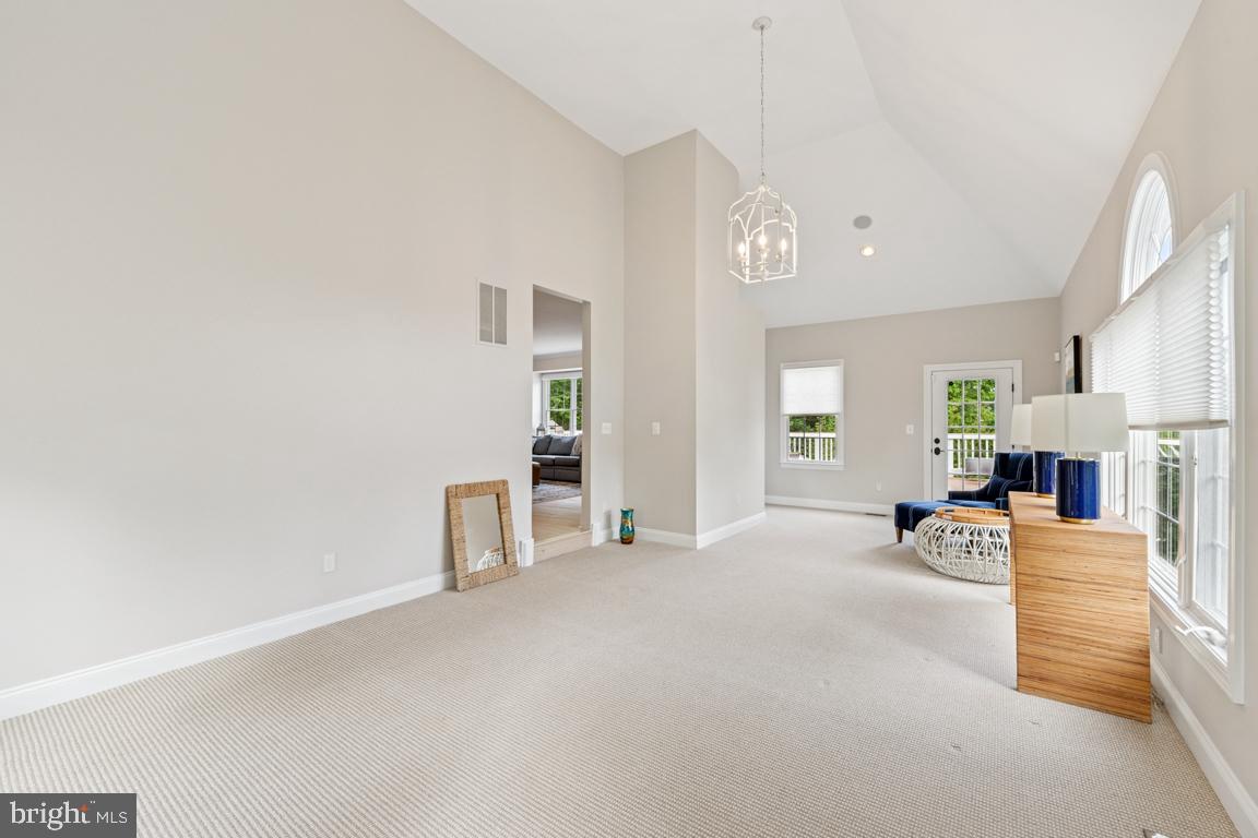 BELMONT COUNTRY CLUB - Residential