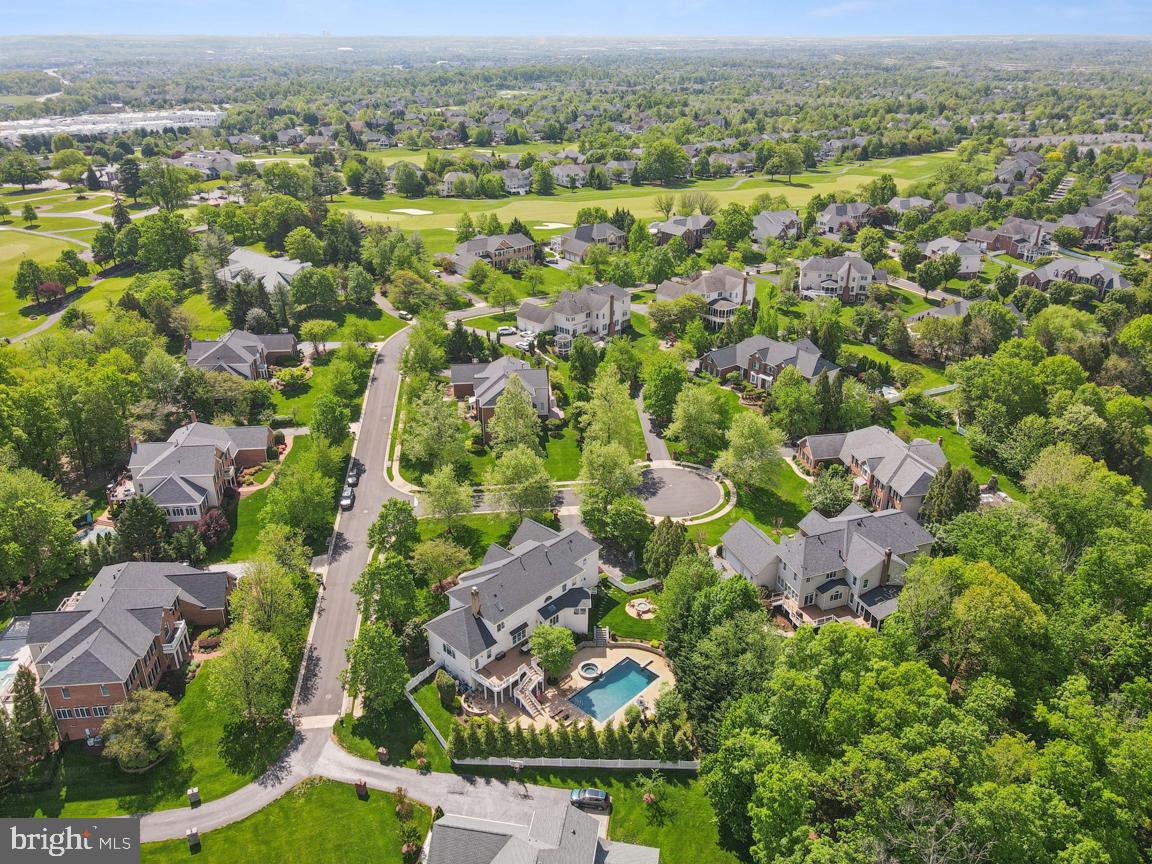 BELMONT COUNTRY CLUB - Residential