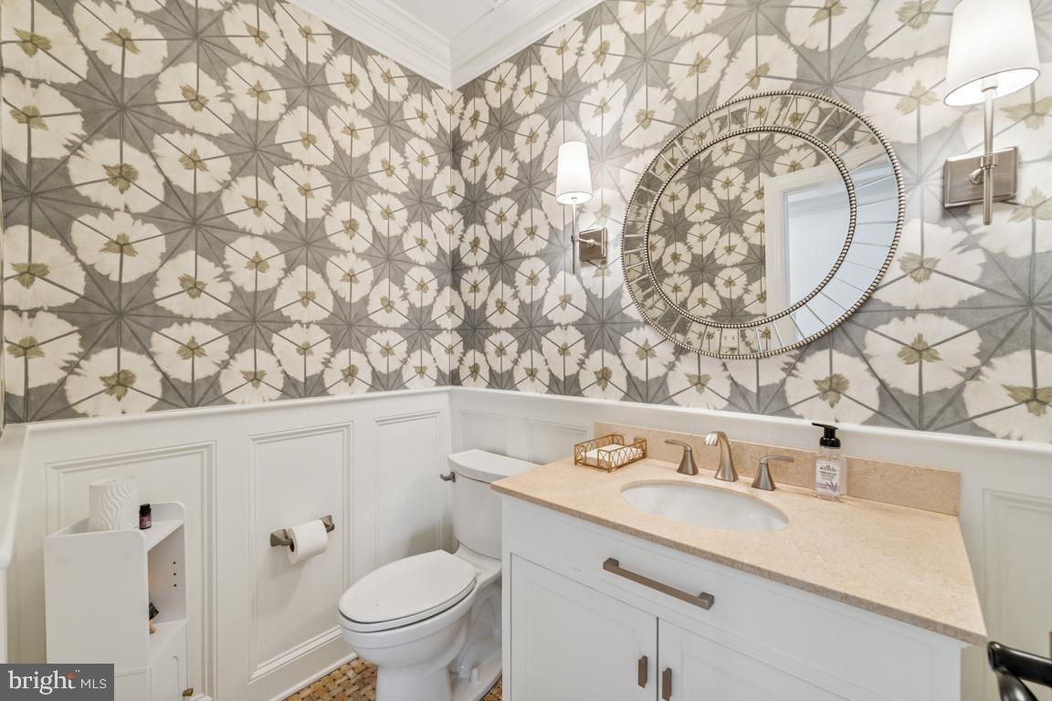 BELMONT COUNTRY CLUB - Residential