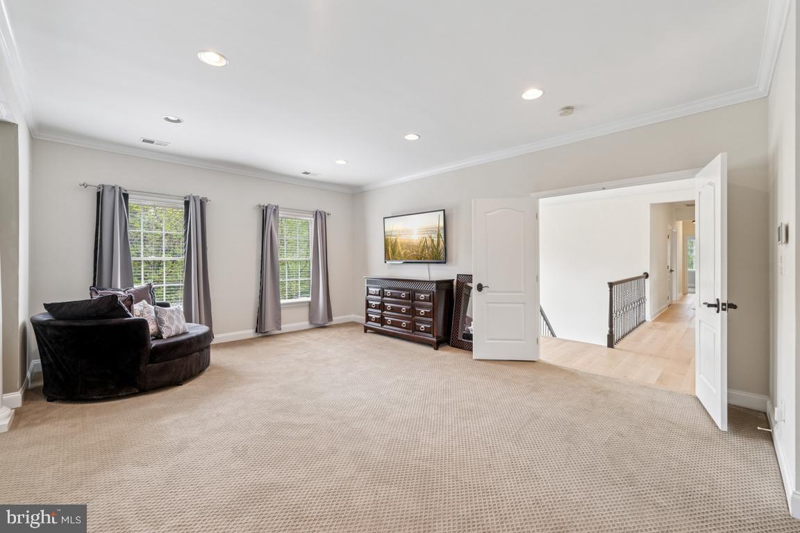 BELMONT COUNTRY CLUB - Residential