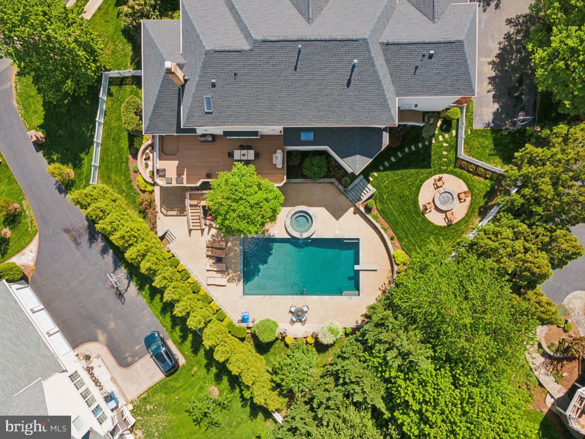 BELMONT COUNTRY CLUB - Residential