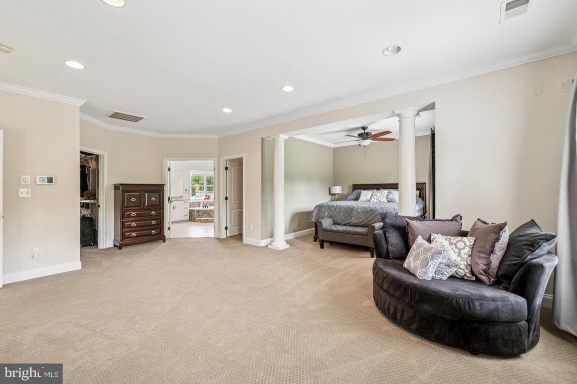 BELMONT COUNTRY CLUB - Residential