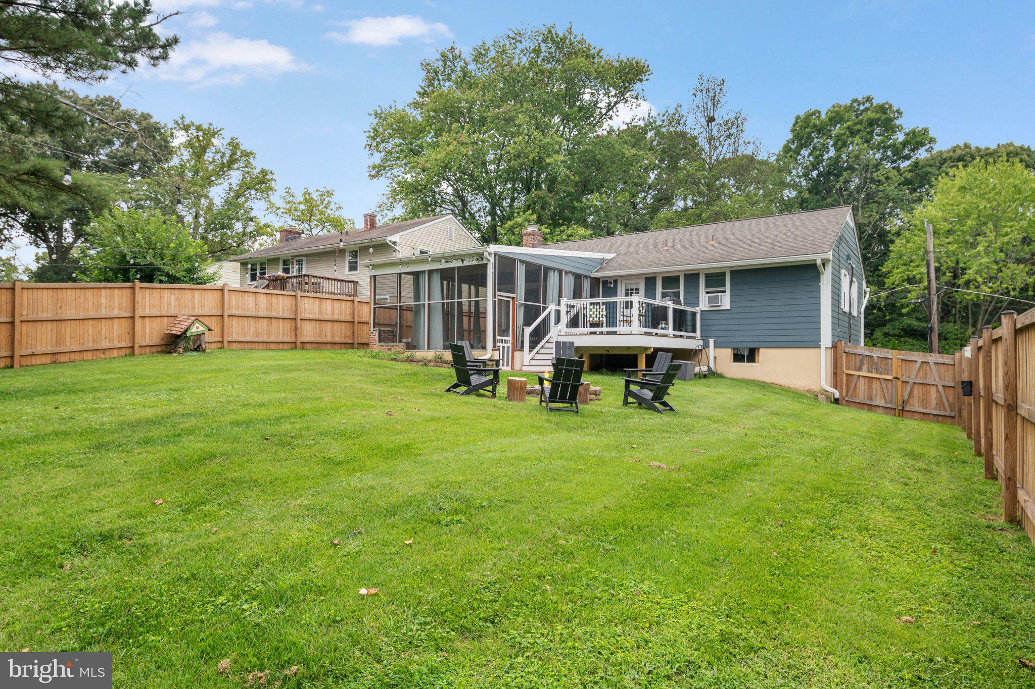 1155 SPRUCE TREE LANE