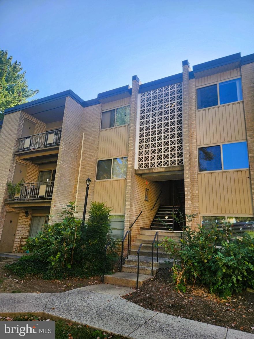 Spacious Condo with Courtyard Views All Utilities Included!
Welcome home to this charming, fully carpeted condo featuring a bright traditional floor plan with an open living and dining area perfect for relaxing or entertaining! The kitchen opens up to the dining space, making mealtime a breeze. Step out onto your large private balcony and unwind while enjoying beautiful views of trees and lush landscaping.

Highlights:
All utilities included in rent!
Pets welcome (1 furry friend under 40 lbs)
Conveniently located Laundry Facilities in the building

Fantastic location near Twinbrook & White Flint Metro, major commuter routes, and shopping!
Enjoy great community amenities seasonal pool, tennis courts, and play areas.
Don't miss this hidden gem its the perfect blend of comfort, convenience, and charm.
Contact us today to schedule your private showing!