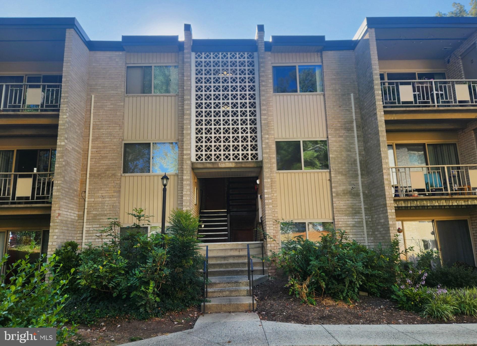 BETHESDA PARK - Residential Lease