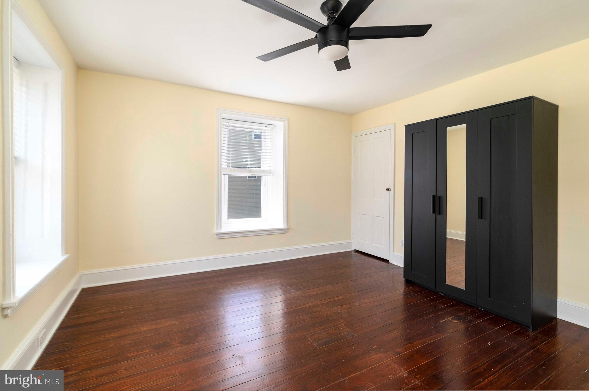 ROXBOROUGH - Residential