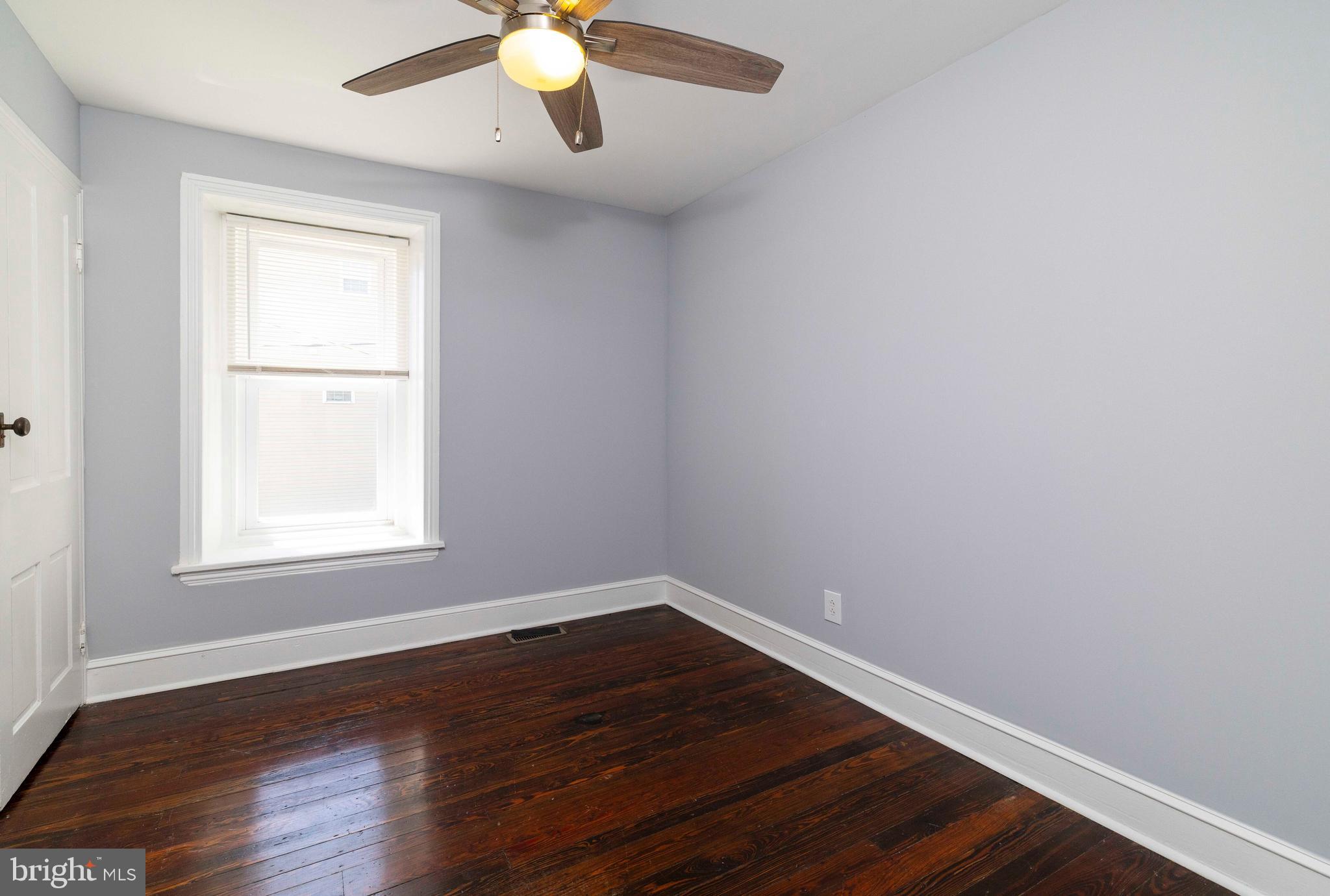 ROXBOROUGH - Residential