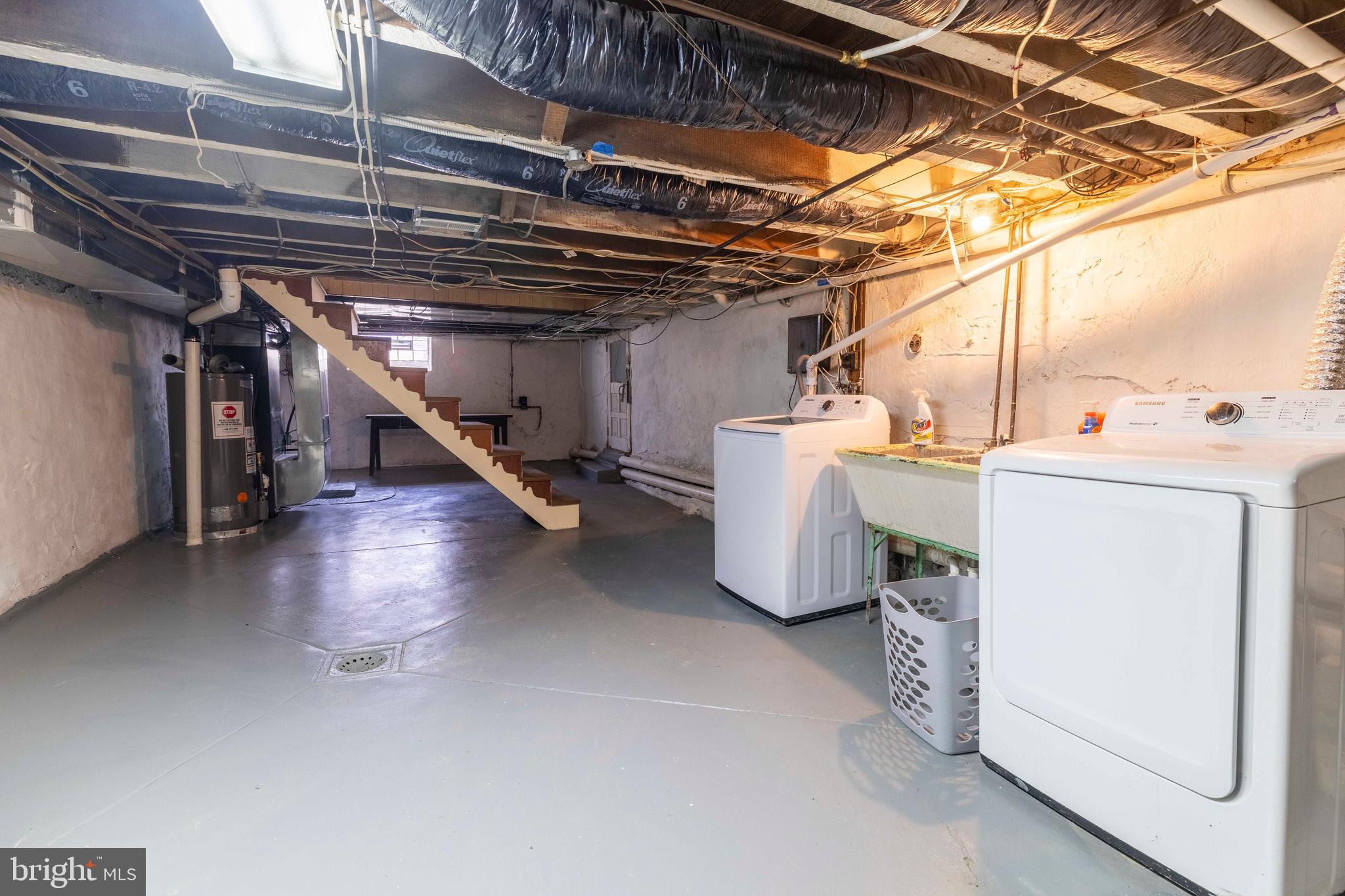 ROXBOROUGH - Residential