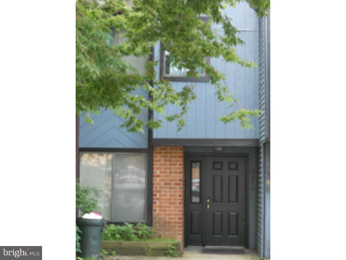 EAST FALLS - Residential Lease