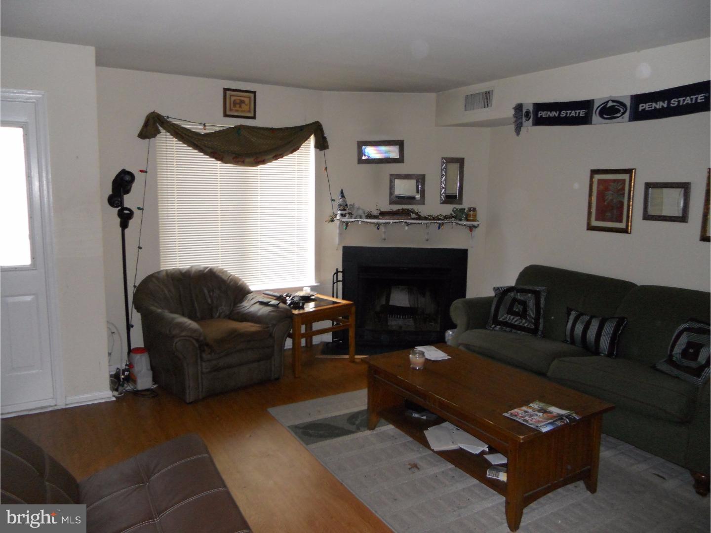 EAST FALLS - Residential Lease