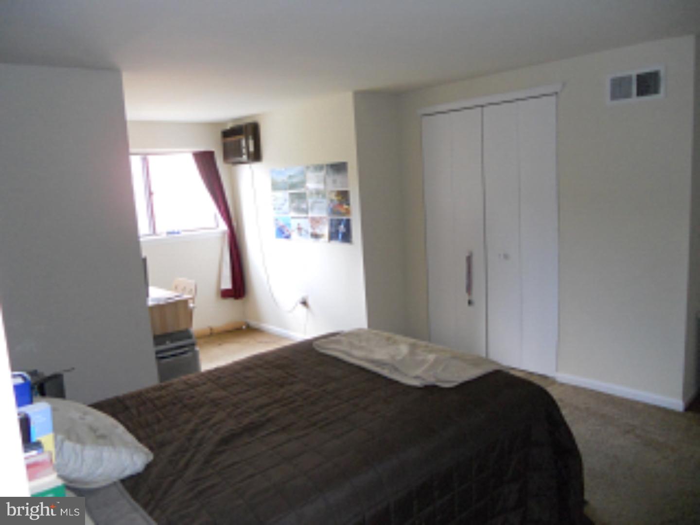 EAST FALLS - Residential Lease