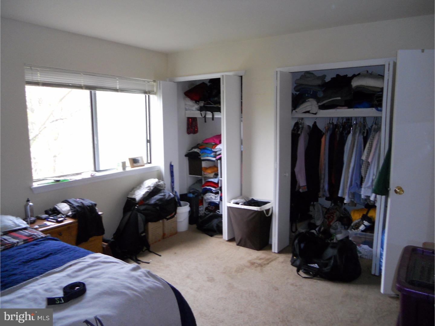 EAST FALLS - Residential Lease