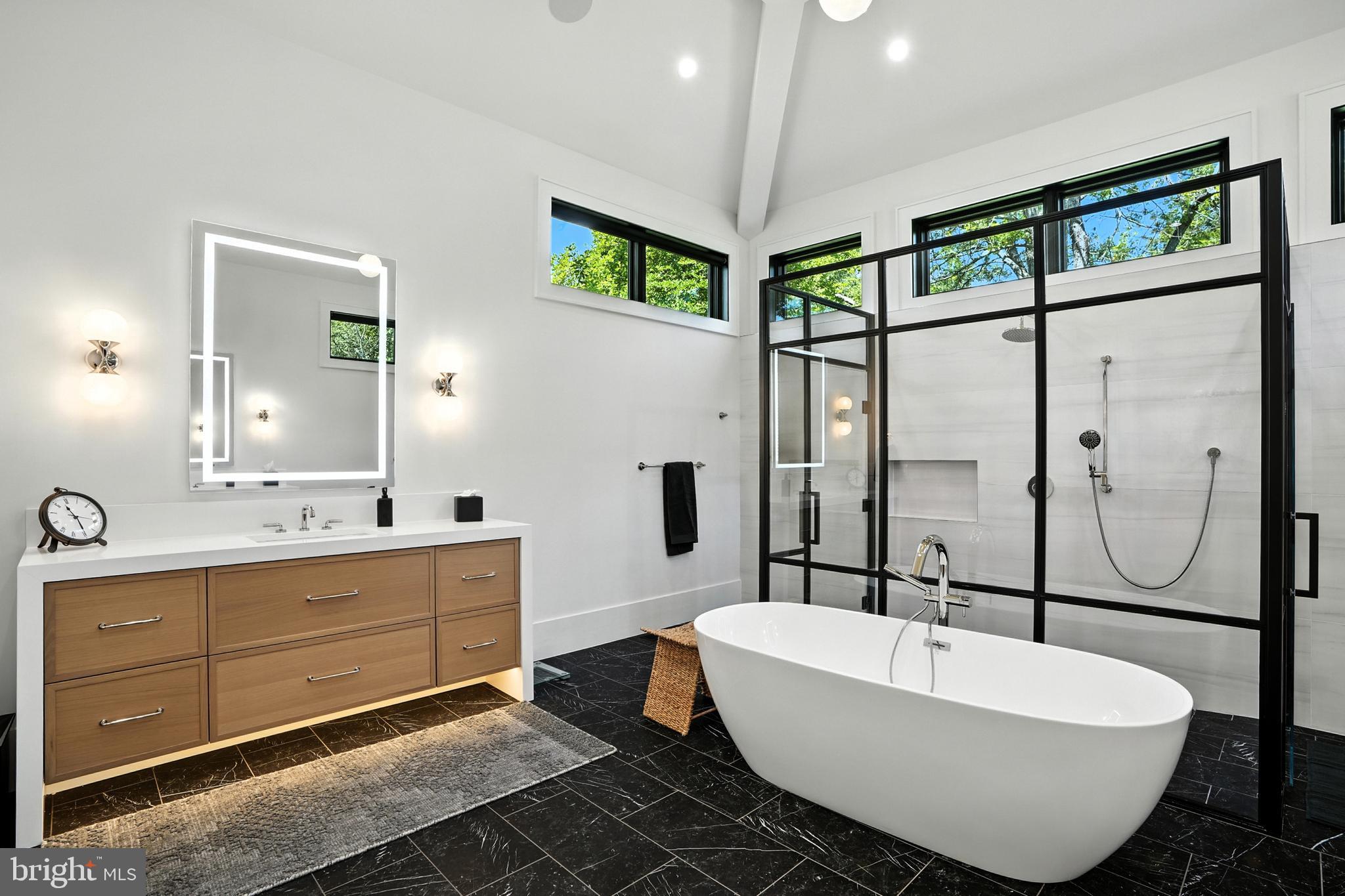 WOODHAVEN - Residential