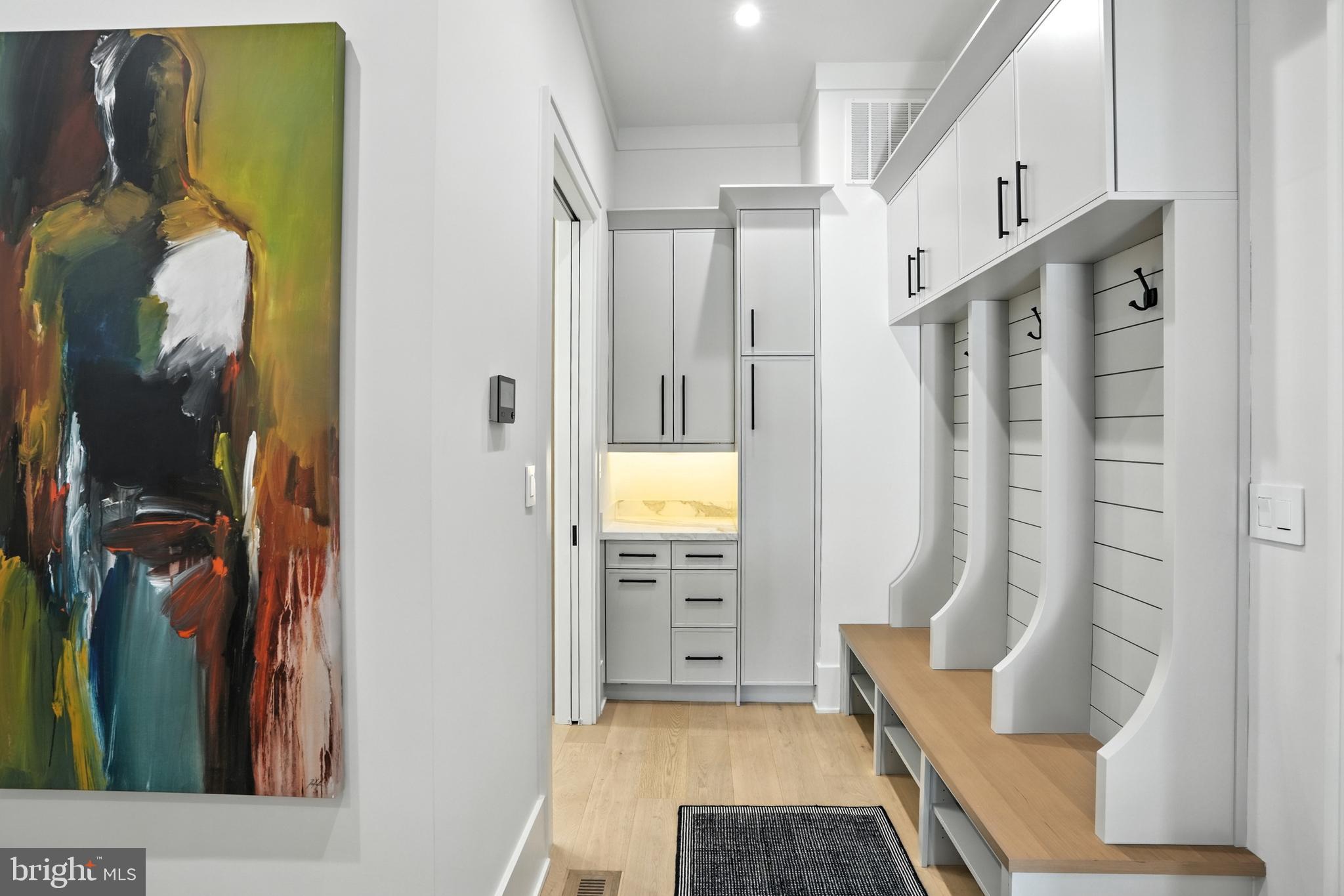 WOODHAVEN - Residential