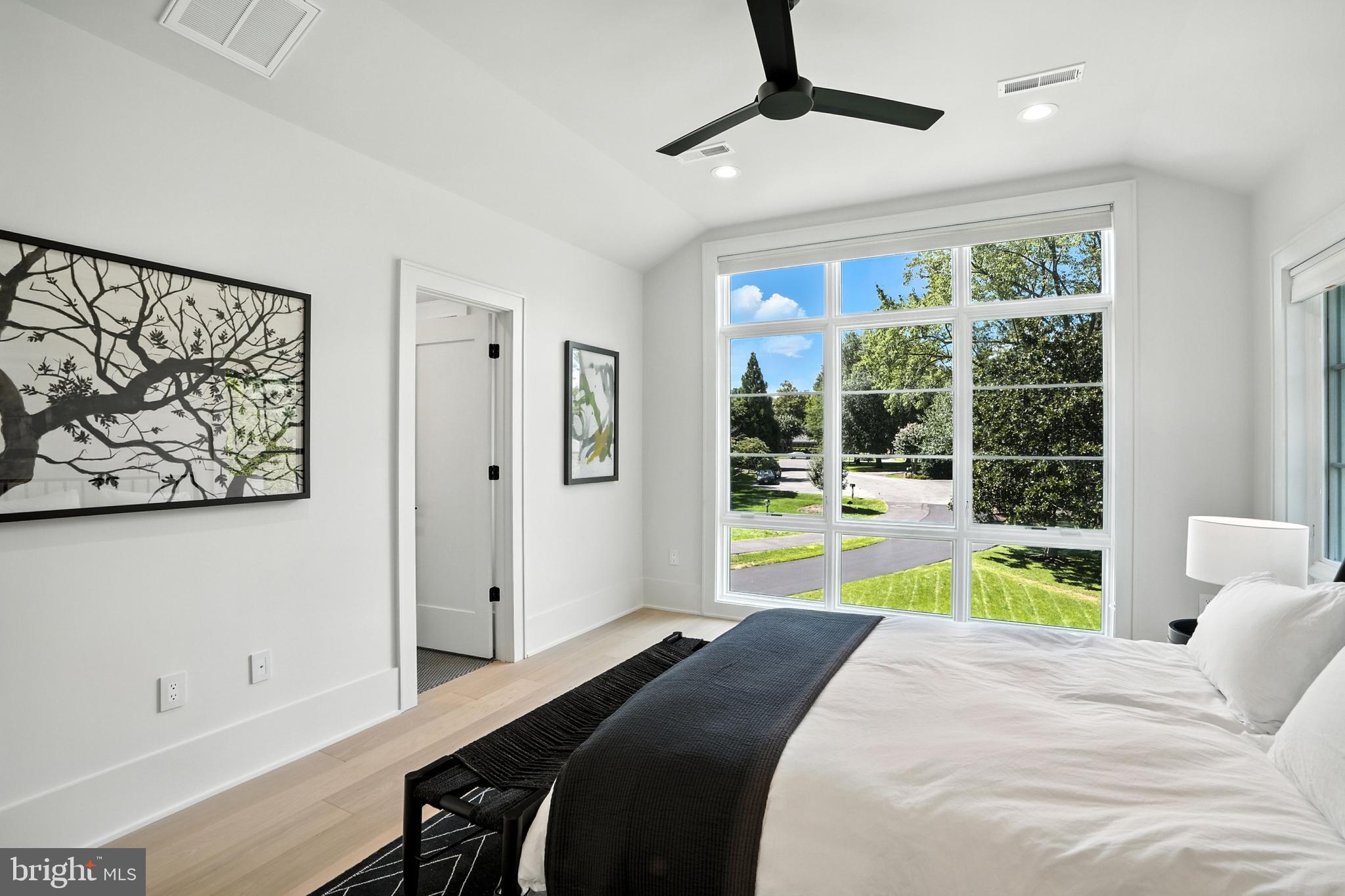 WOODHAVEN - Residential